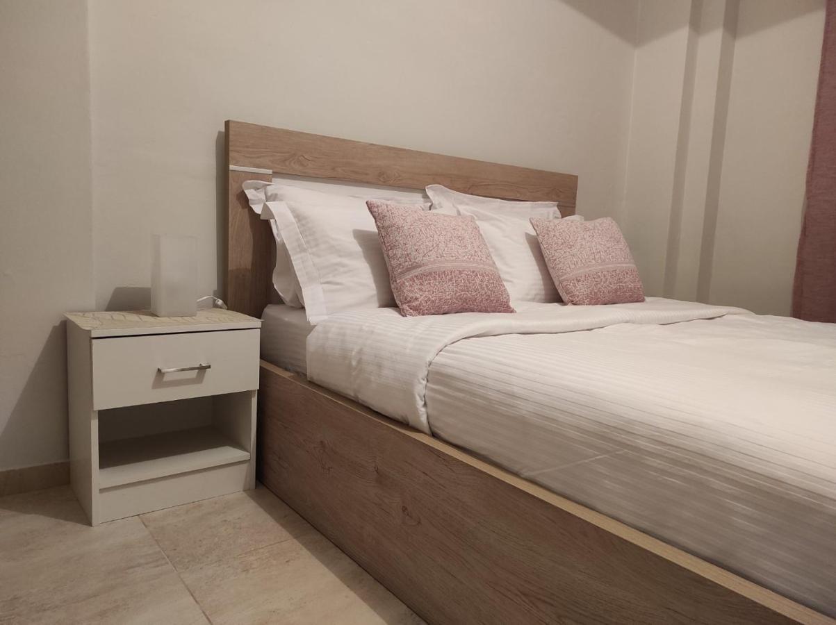 New Stylish And Cozy Apartment Krani エクステリア 写真